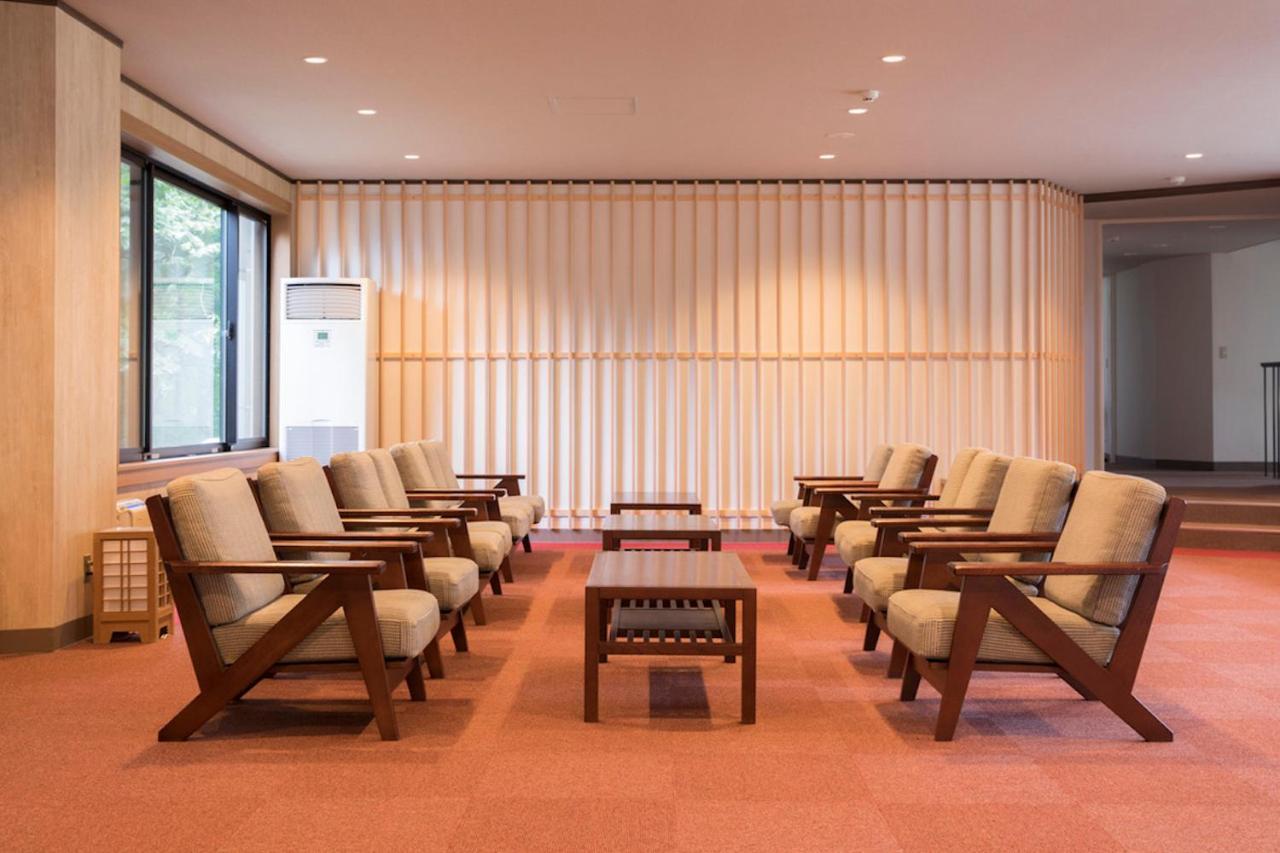 Fuji Hokin Kaikan Hotel Yamanakako Buitenkant foto