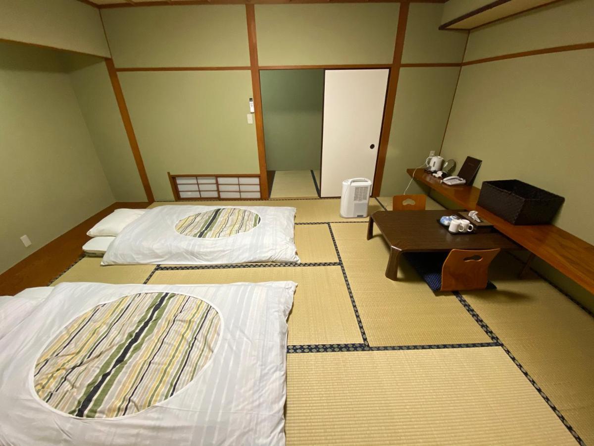 Fuji Hokin Kaikan Hotel Yamanakako Buitenkant foto