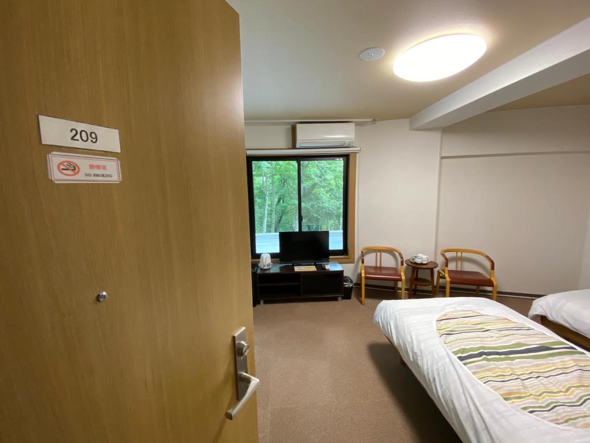 Fuji Hokin Kaikan Hotel Yamanakako Buitenkant foto